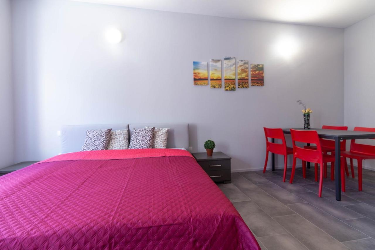 Appartamento Girasole - Affitti Brevi Italia Lecco Exterior photo